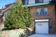 When Garage Door Paint Jobs Go Wrong